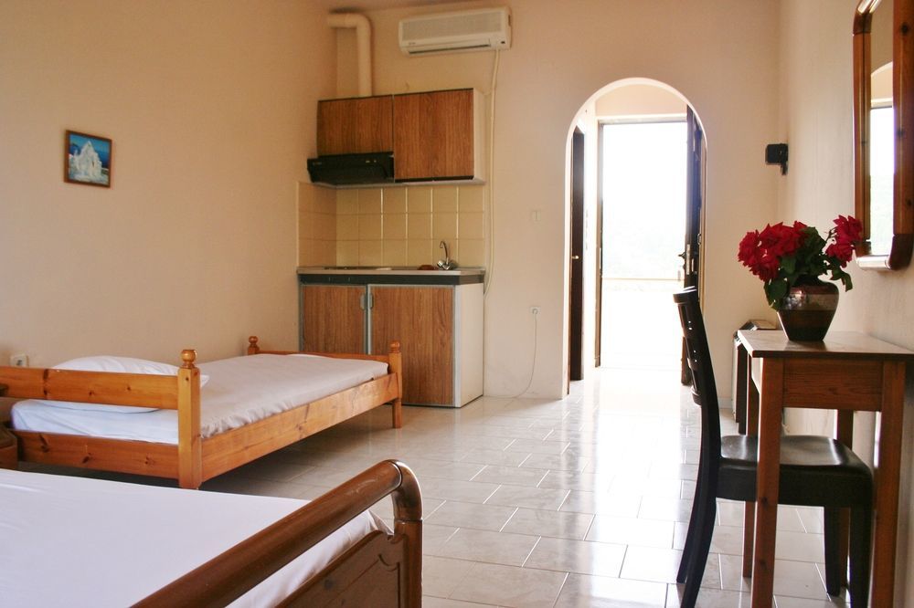 Lejlighedshotel Ataviros Émbonas